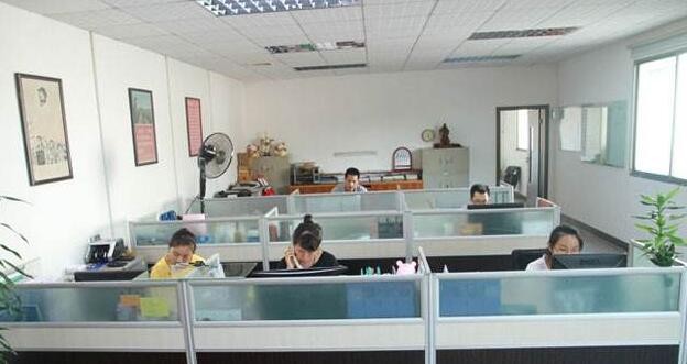 油烟机跟灶台应该隔多少距离好 油烟机跟灶台应该隔多少距离好